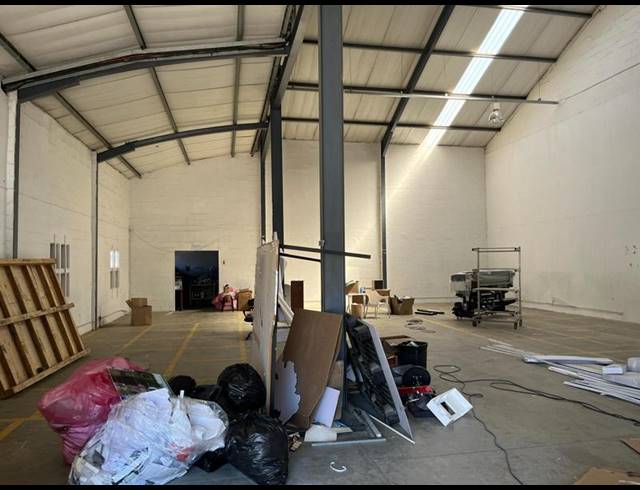 INDUSTRIAL PROPERTY TO RENT IN ATLAS GARDENS